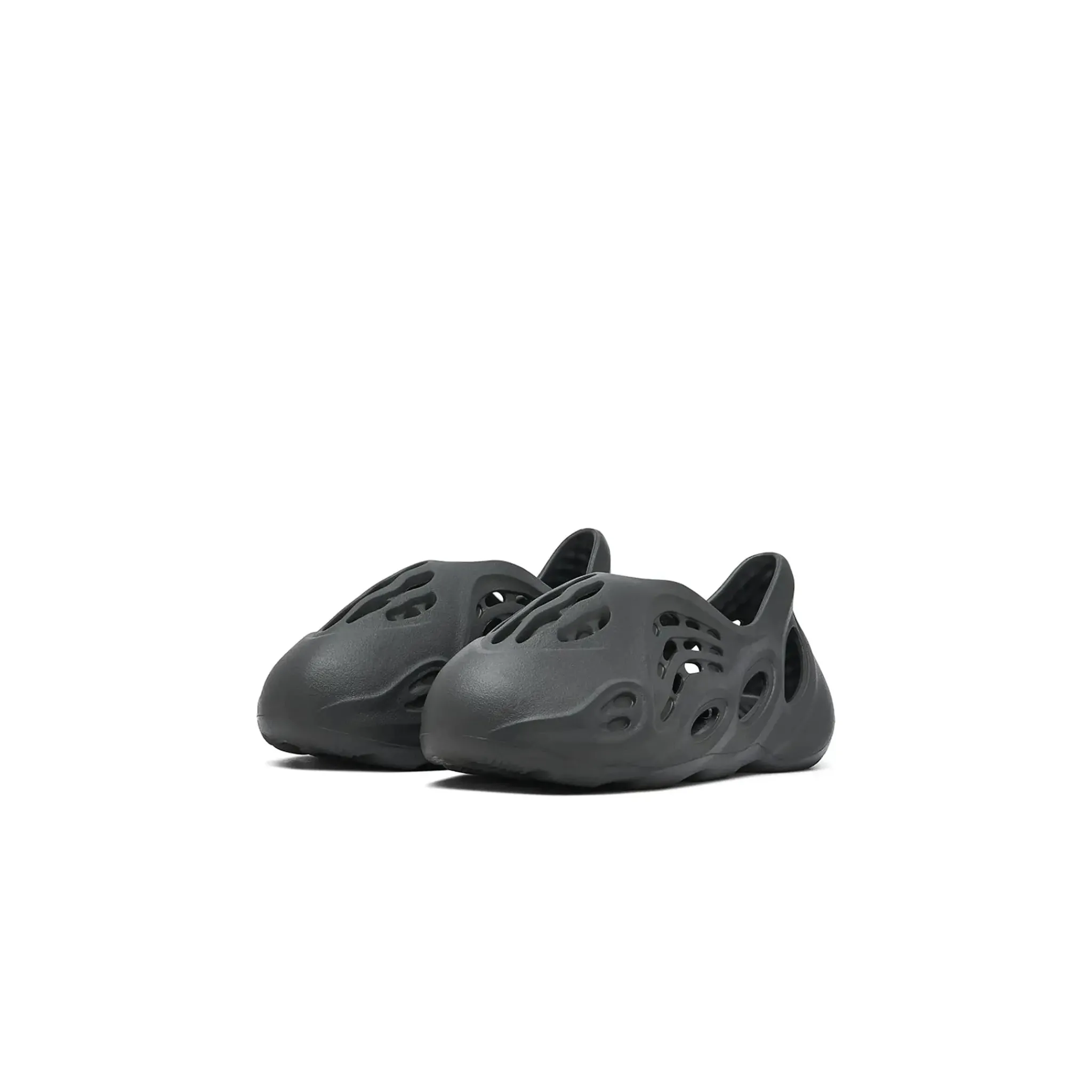 Adidas Yeezy Foam RNNR Kids Carbon< Trainers