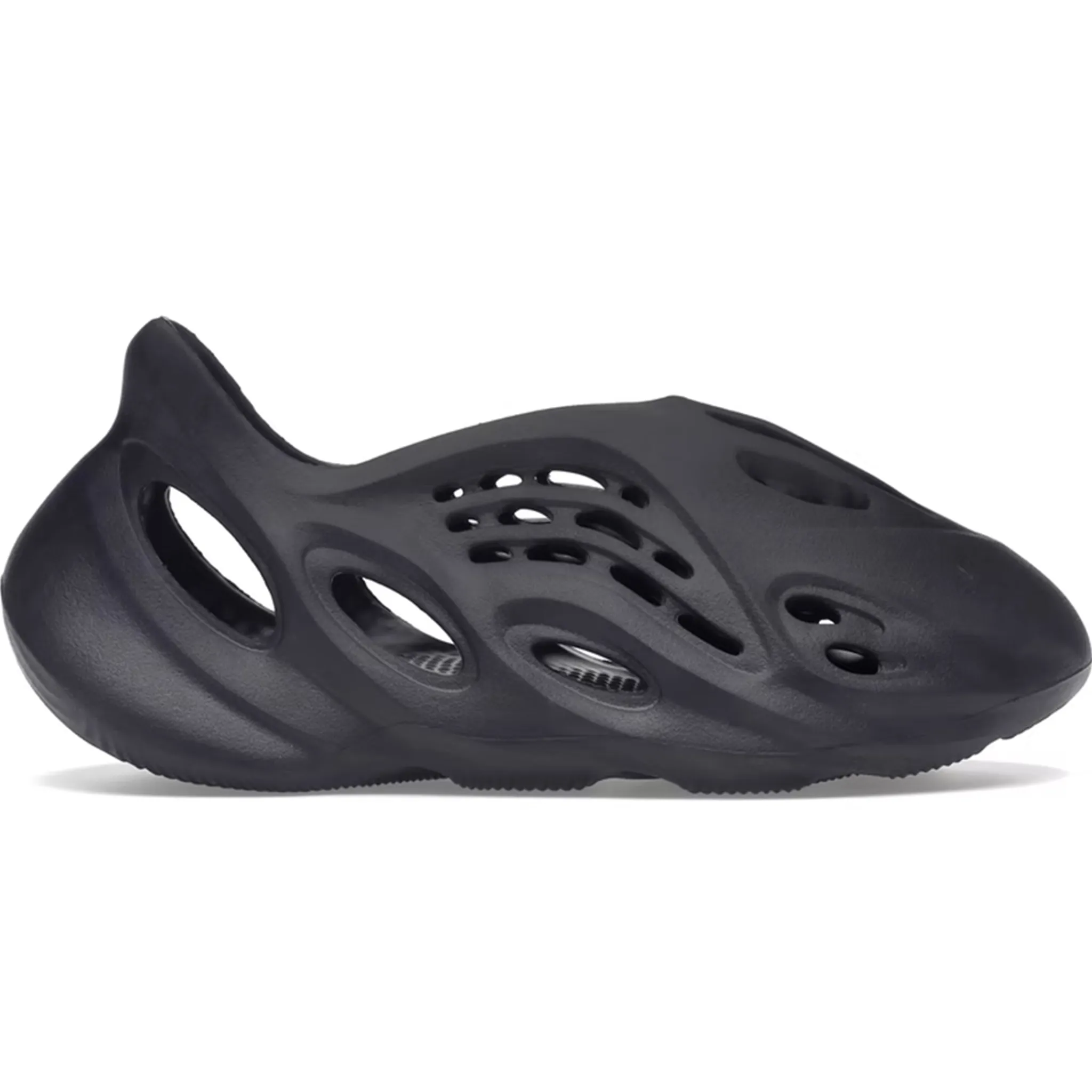 Adidas Yeezy Foam RNNR Onyx< Black Trainers|Trainers