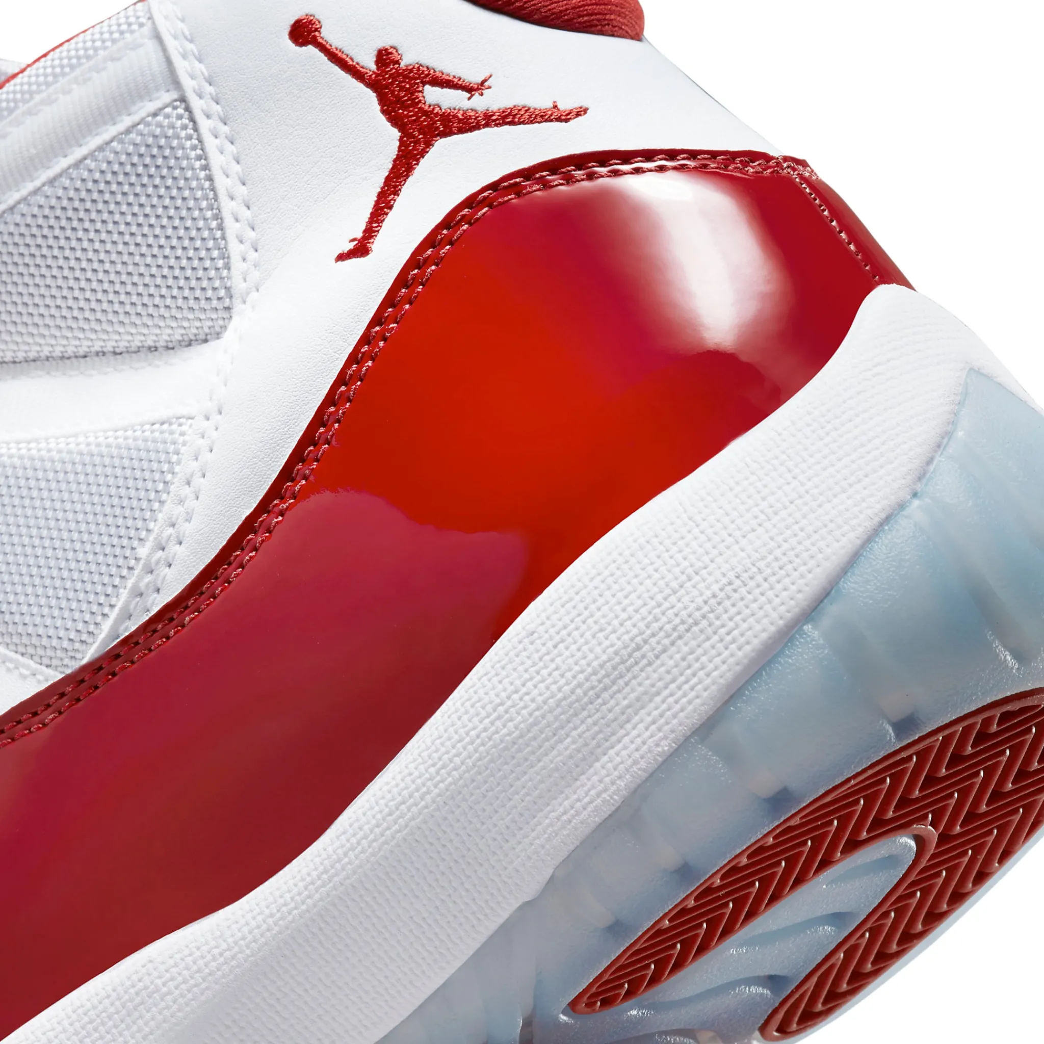 Air Jordan 11 Retro Cherry (2022)< Trainers
