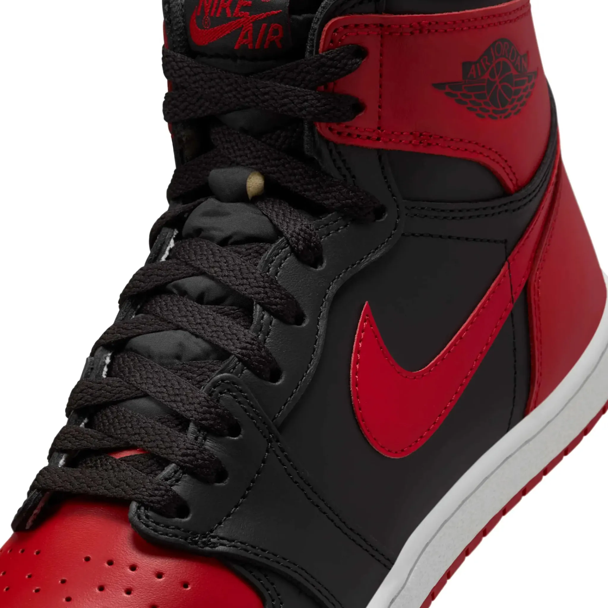 Air Jordan 1 Retro High 85 OG Bred (2025)< Trainers