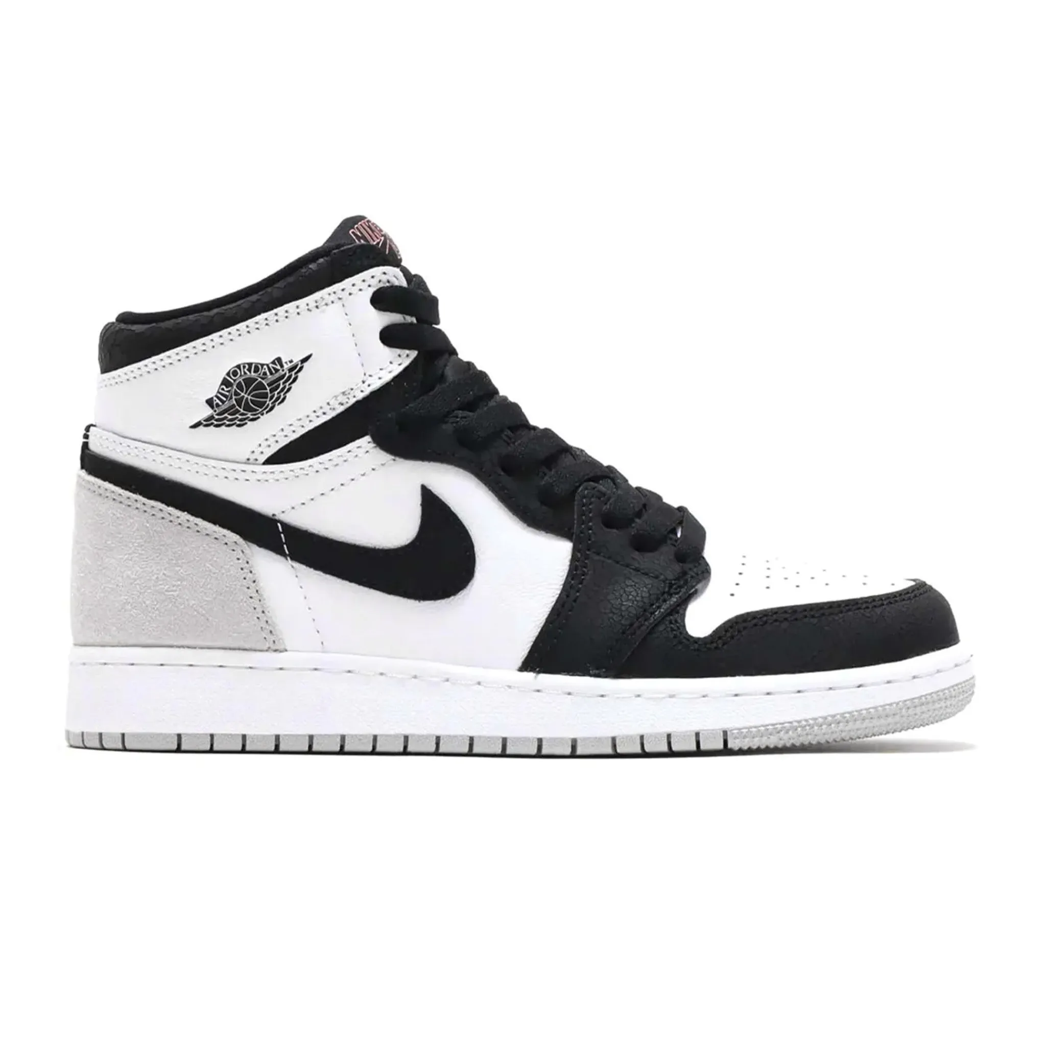 Air Jordan 1 Retro High OG Stage Haze (GS)< Trainers
