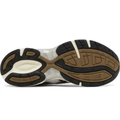 ASICS Gel-1130 White Clay Canyon< White Trainers|Trainers