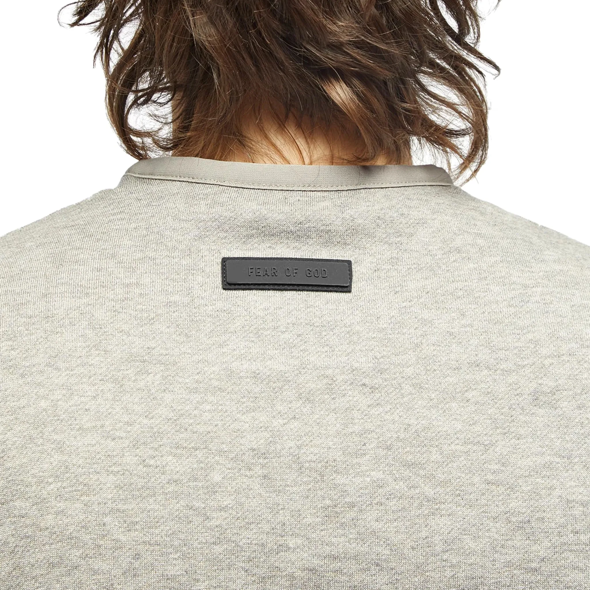 Fear Of God Essentials Dark Heather Oatmeal Crewneck (FW23)< Sweatshirts & Hoodies