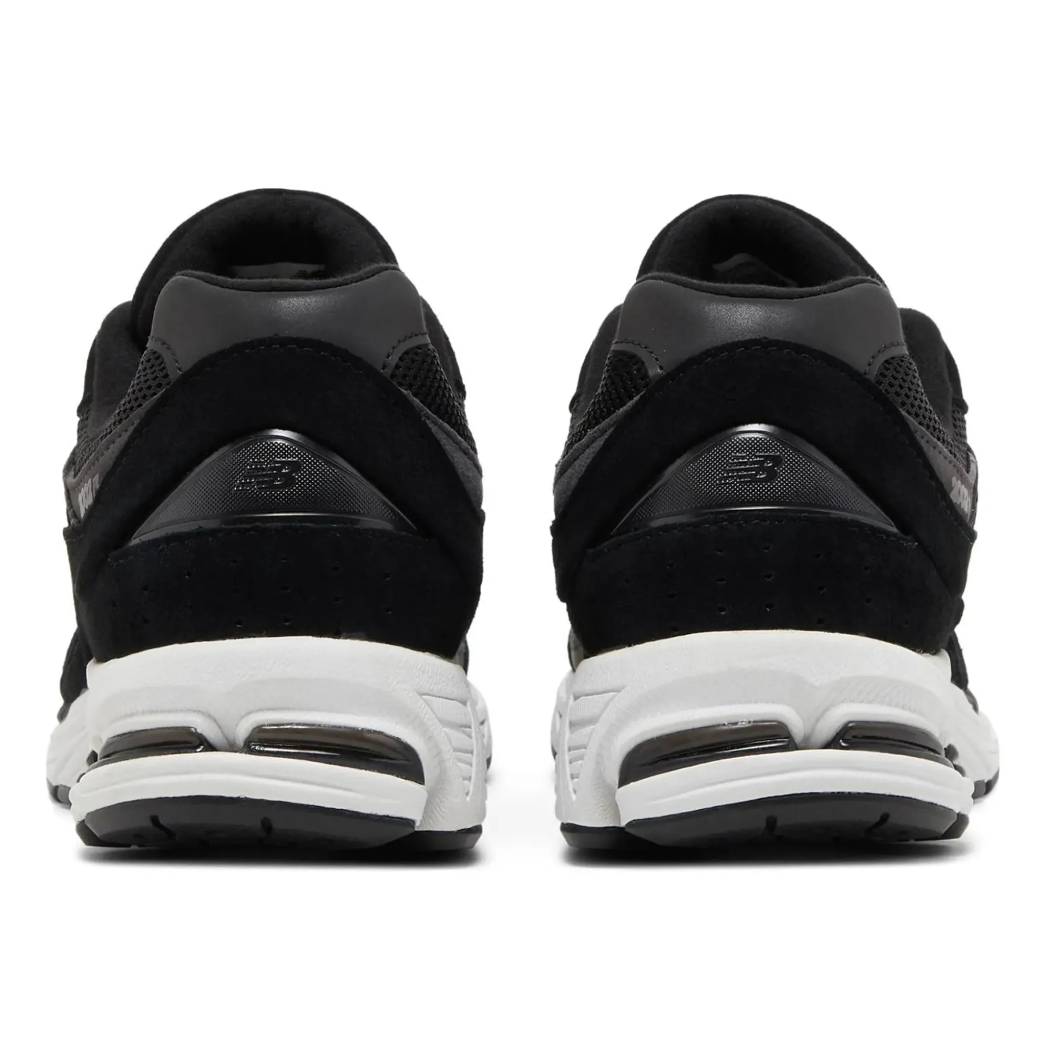 New Balance 2002R Black Gunmetal< Trainers