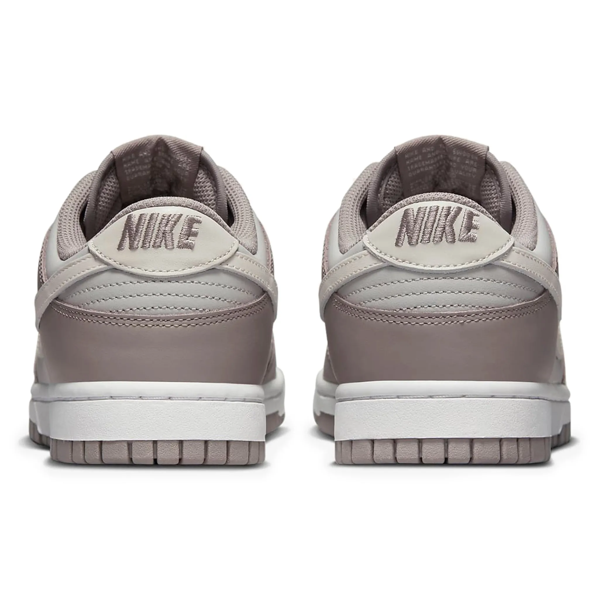 Nike Dunk Low Bone Beige (W)< Trainers