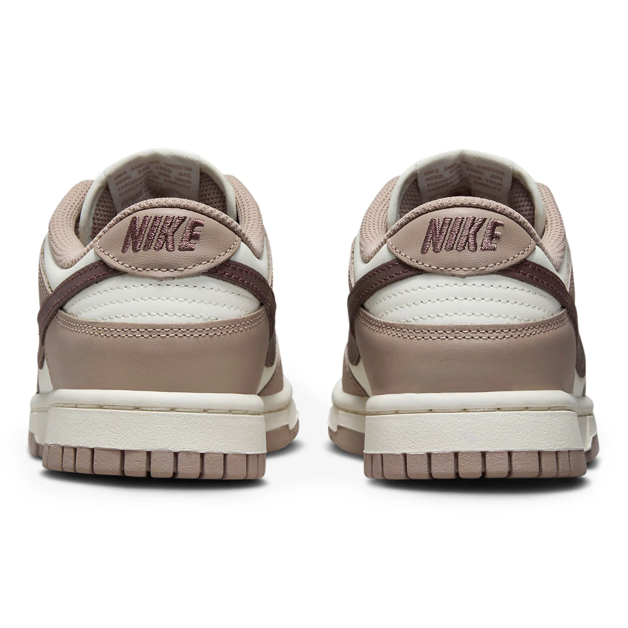 Nike Dunk Low Diffused Taupe (W)< Trainers