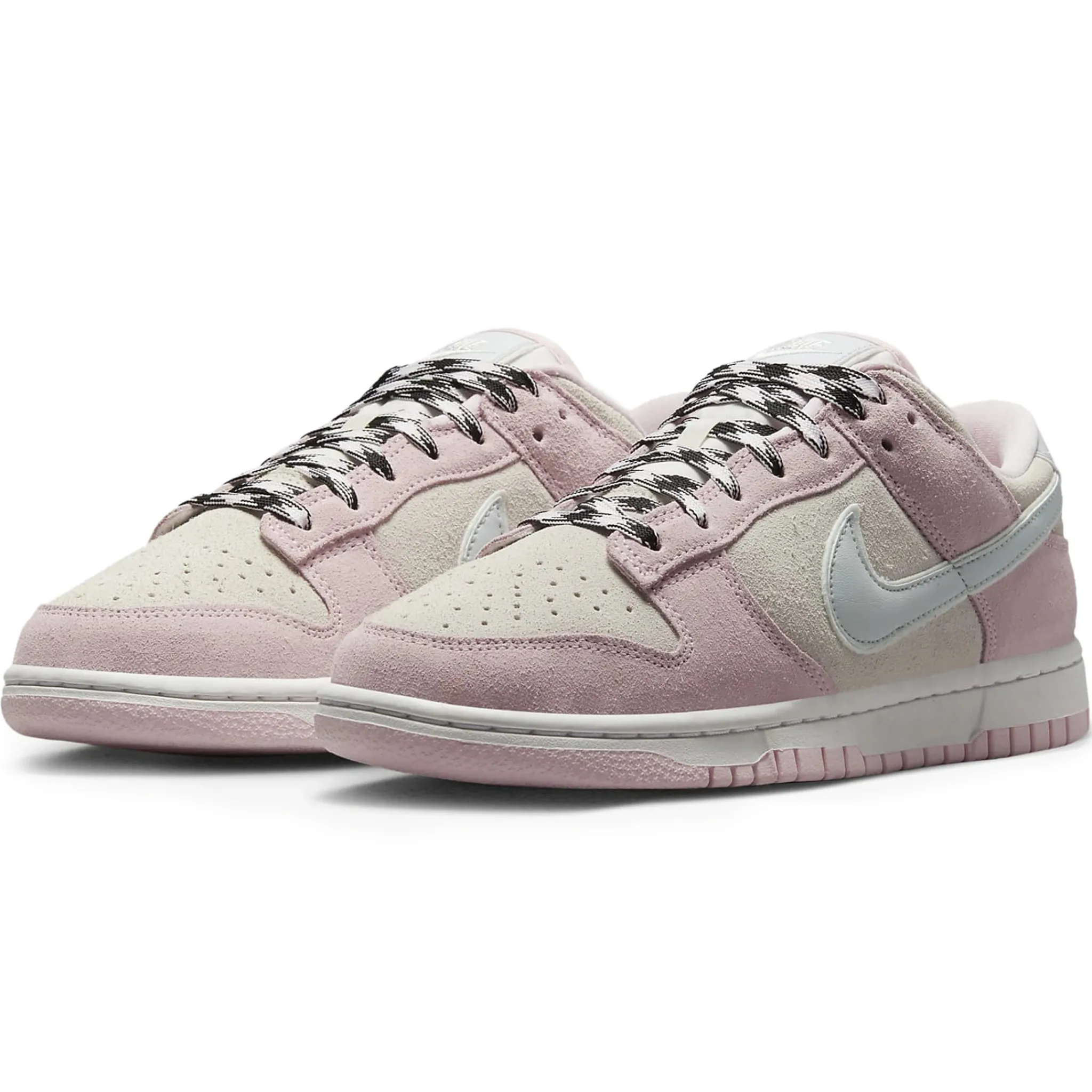 Nike Dunk Low LX Pink Foam (W)< Trainers