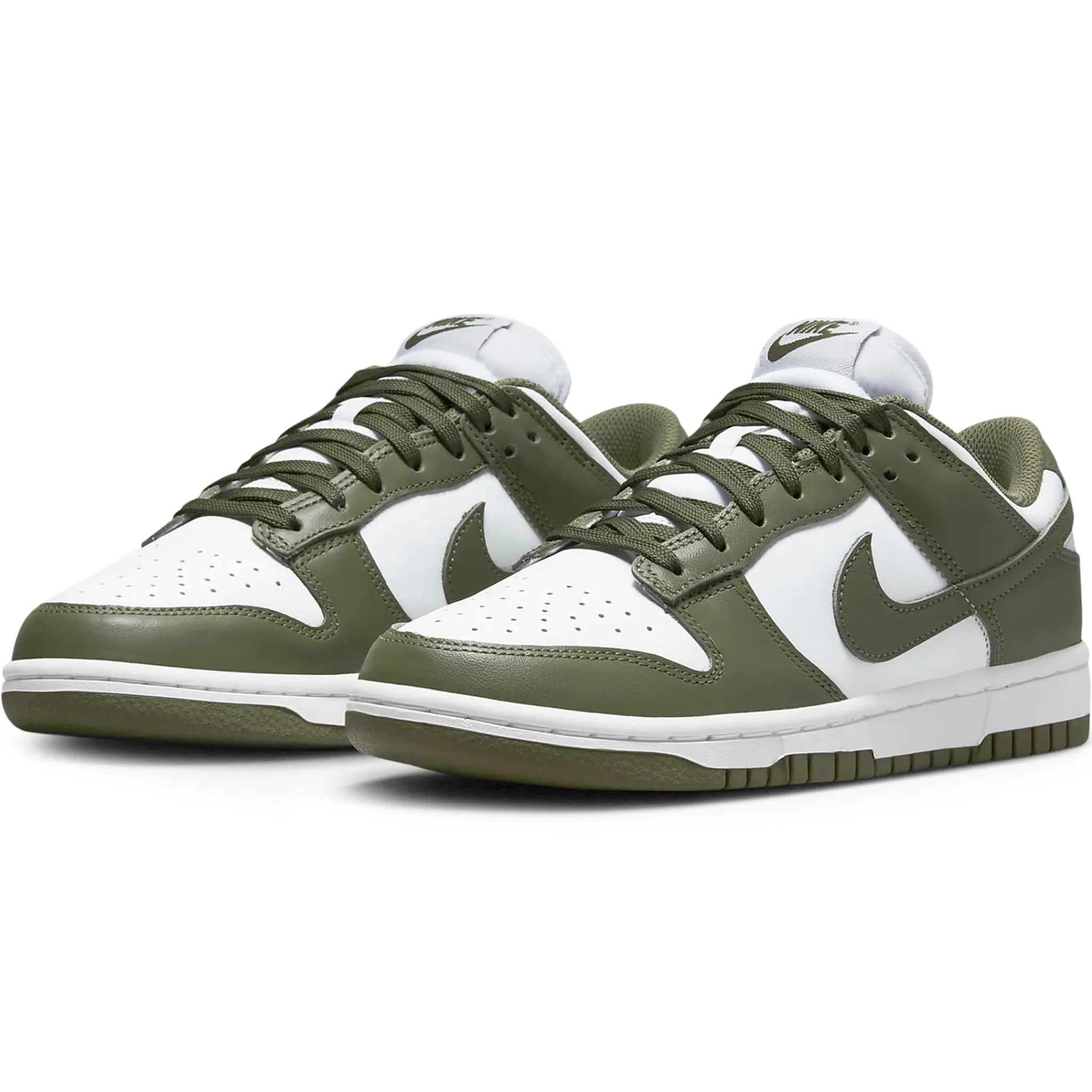 Nike Dunk Low Medium Olive (W)< Trainers