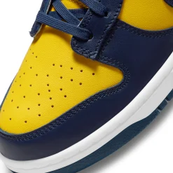 Nike Dunk Low Michigan (2021)< Trainers