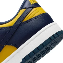 Nike Dunk Low Michigan (2021) (GS)< Trainers