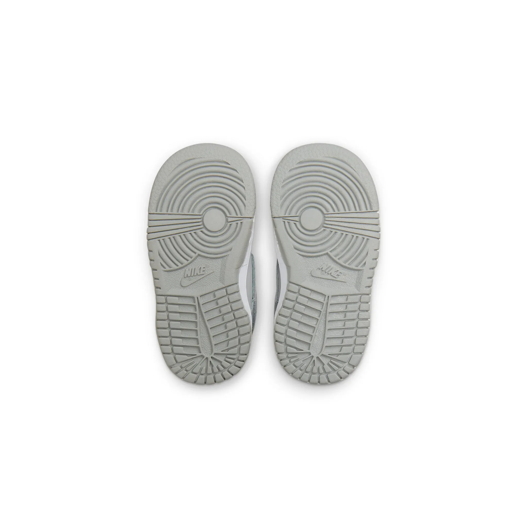 Nike Dunk Low Two-Toned Grey (TD)< Trainers