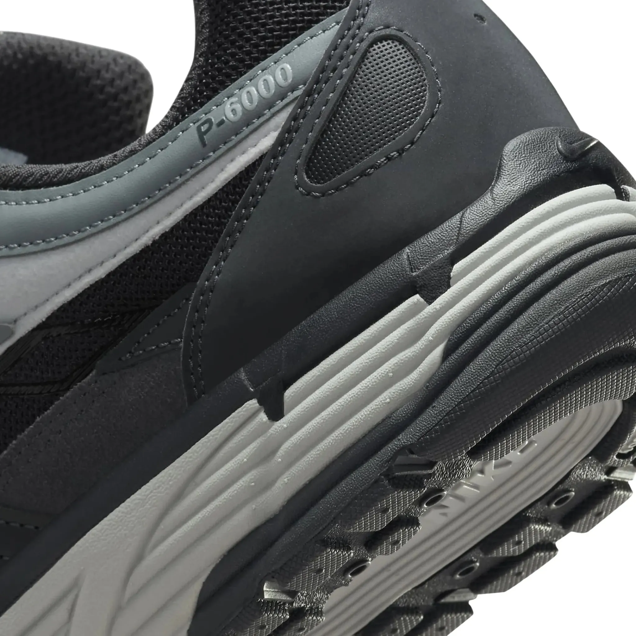 Nike P-6000 Premium Anthracite Smoke Grey< Black Trainers|Trainers