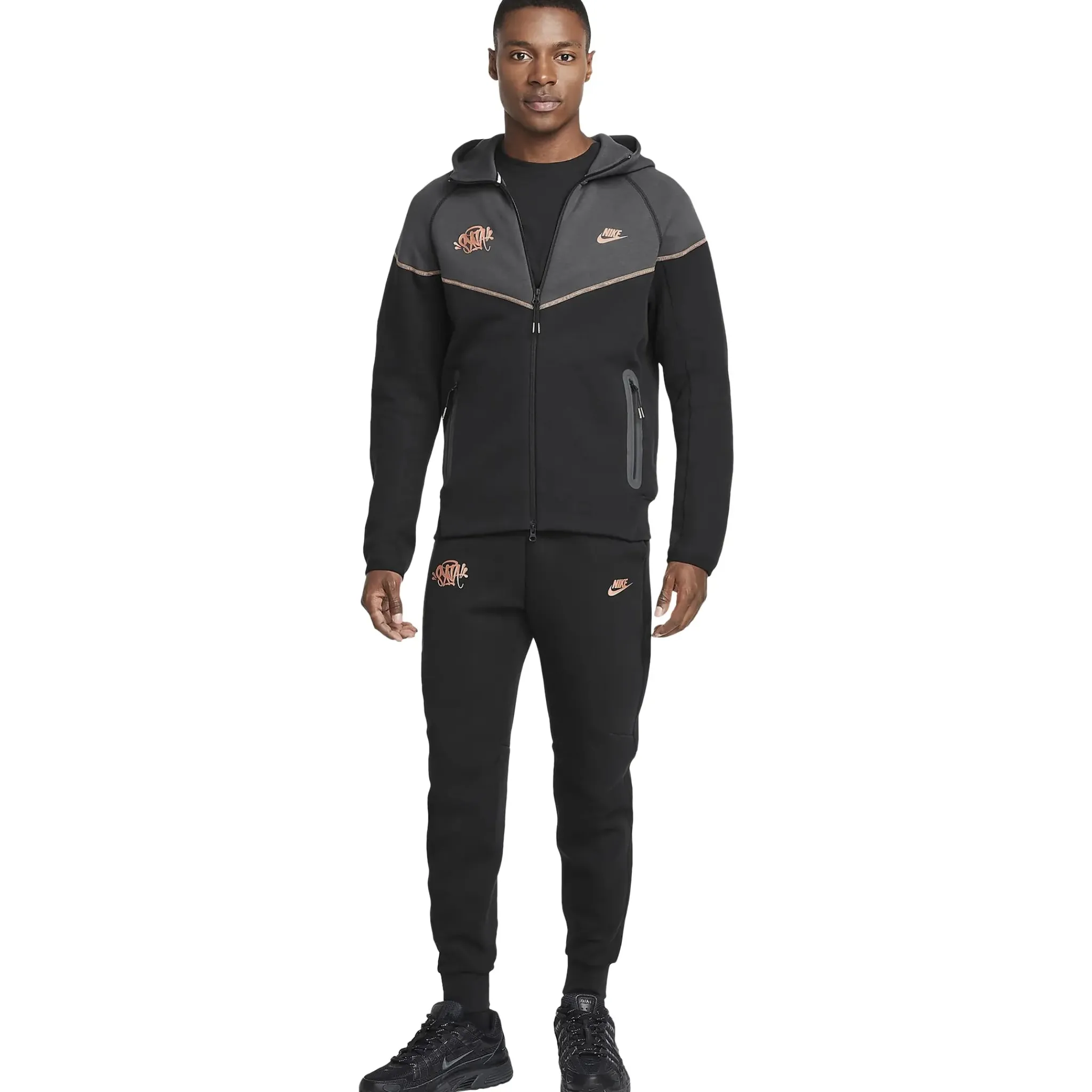 Nike Syna World x Central Cee Tech Fleece Black Tracksuit< Matching Sets|Sweatpants
