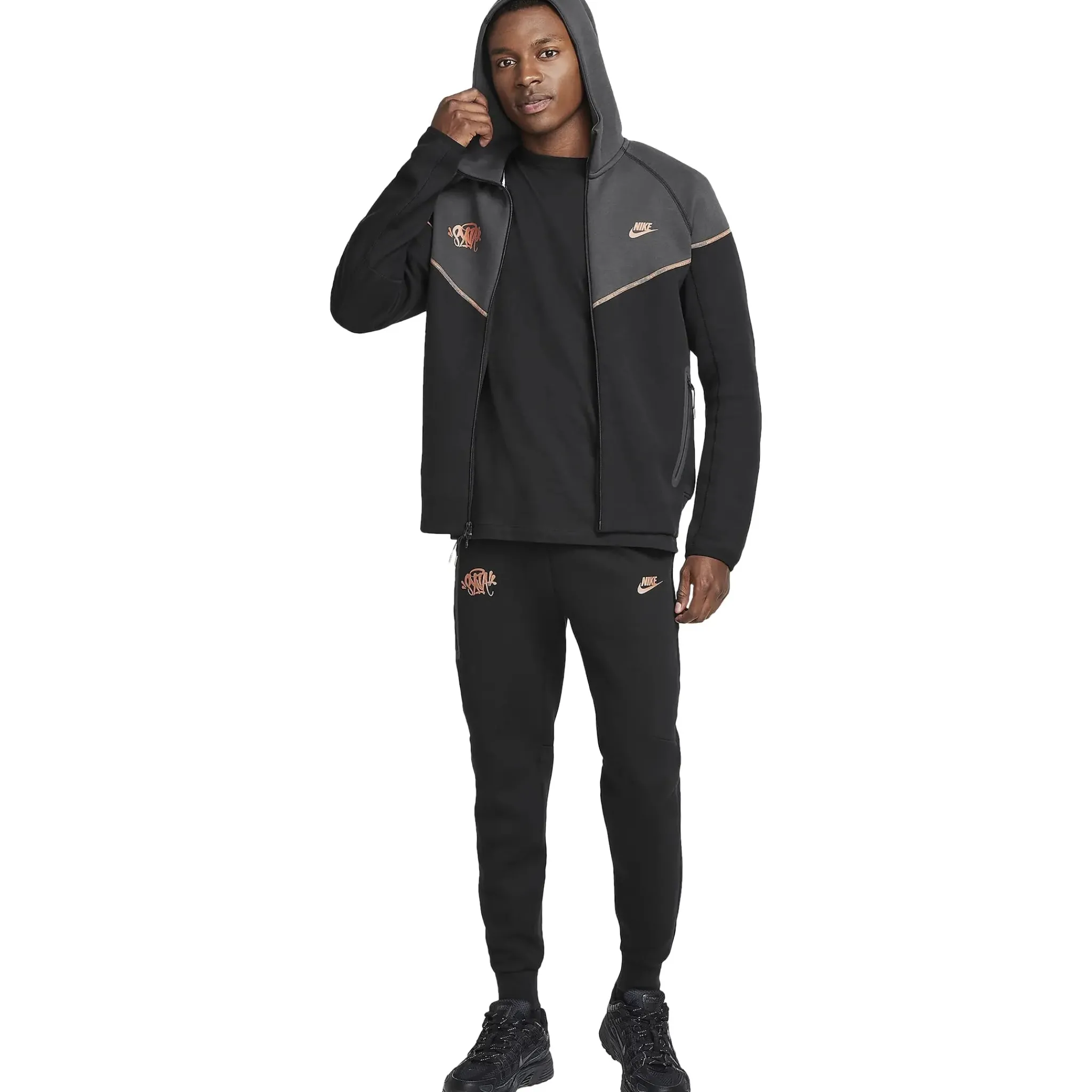 Nike Syna World x Central Cee Tech Fleece Black Tracksuit< Matching Sets|Sweatpants